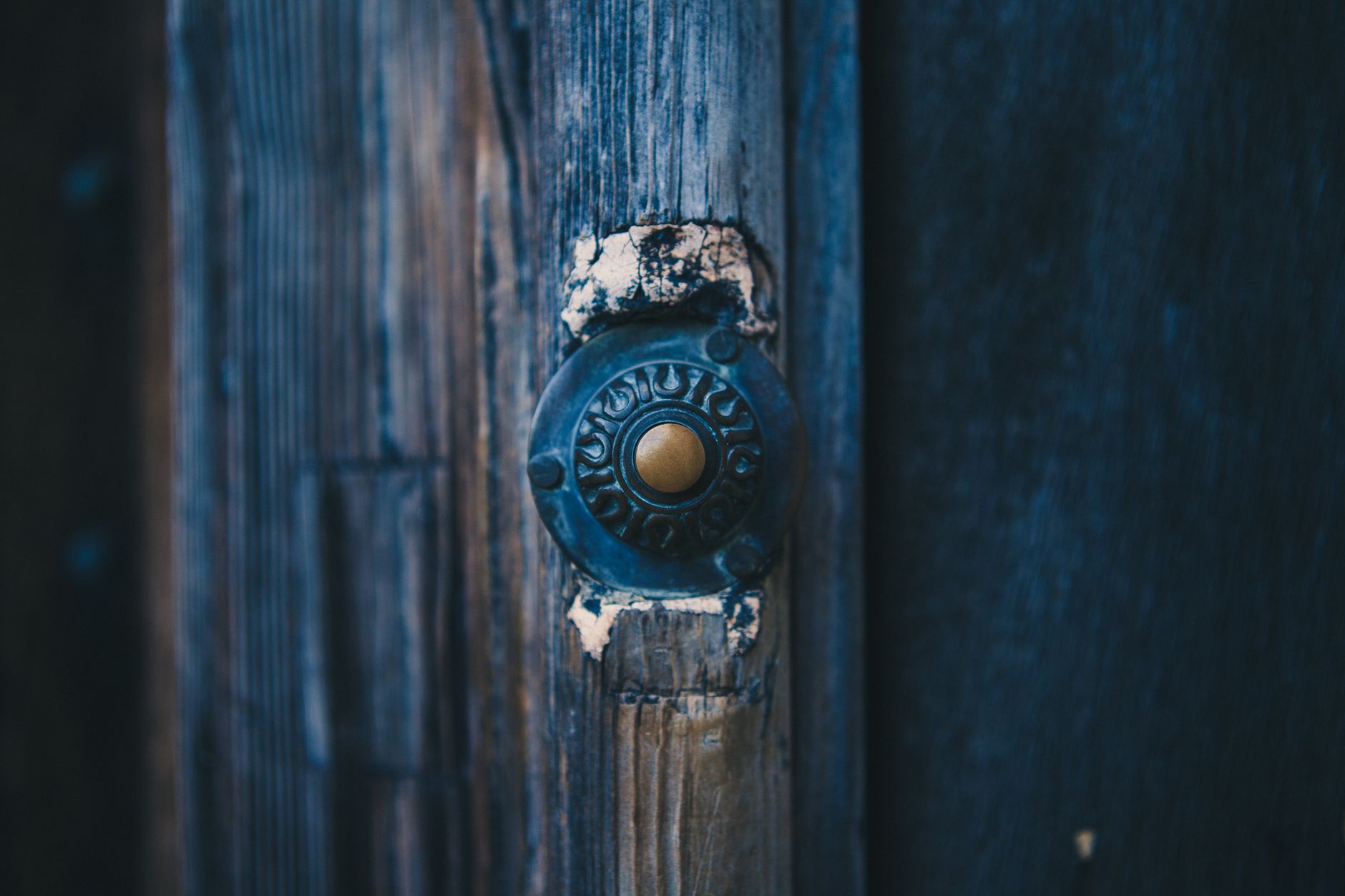 Ring vs Google Nest video doorbell comparison UK front door